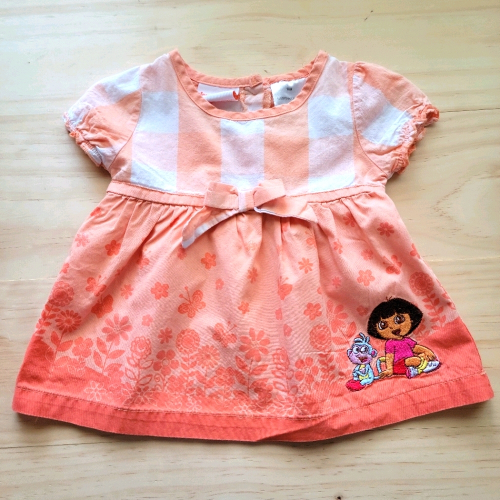 Dora the Explorer  top